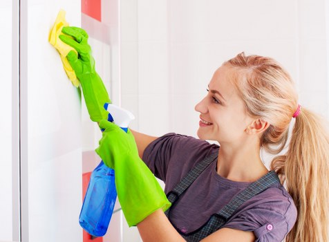 Curtain cleaning service in Manor Park for fresh home interiors